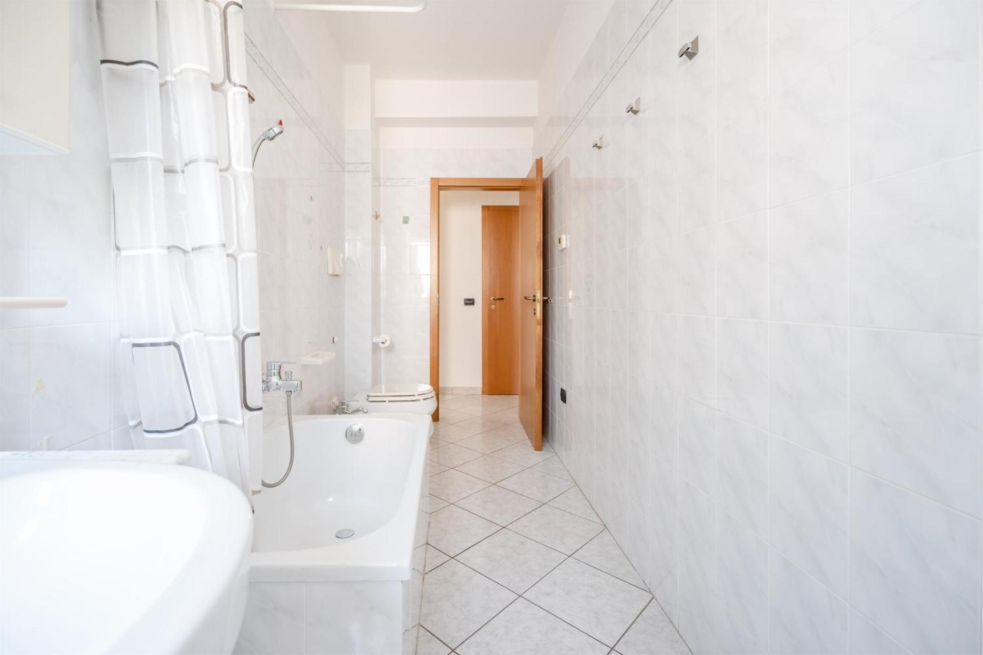 Be & Being - Milena Appartement Riva del Garda Buitenkant foto